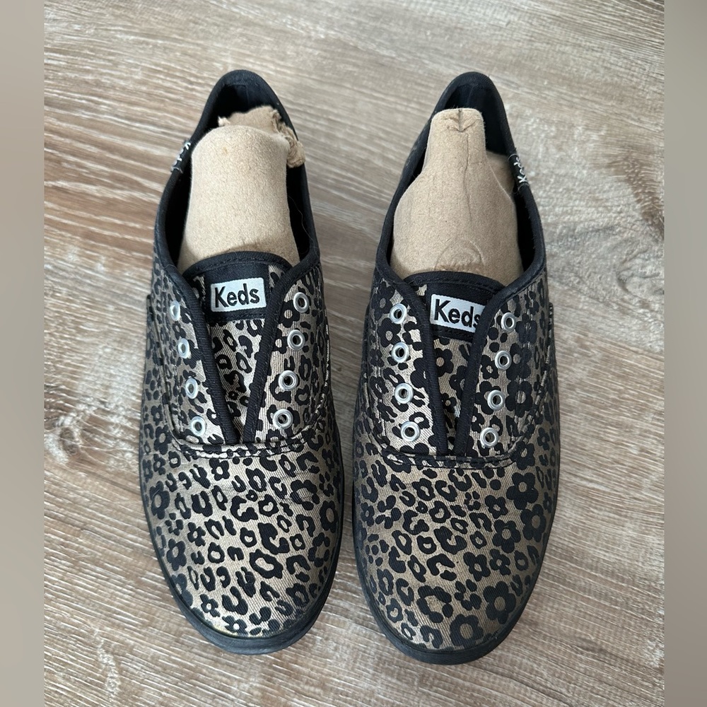 Women’s Keds Sneakers / Tennis Shoes, Size 7 1/2